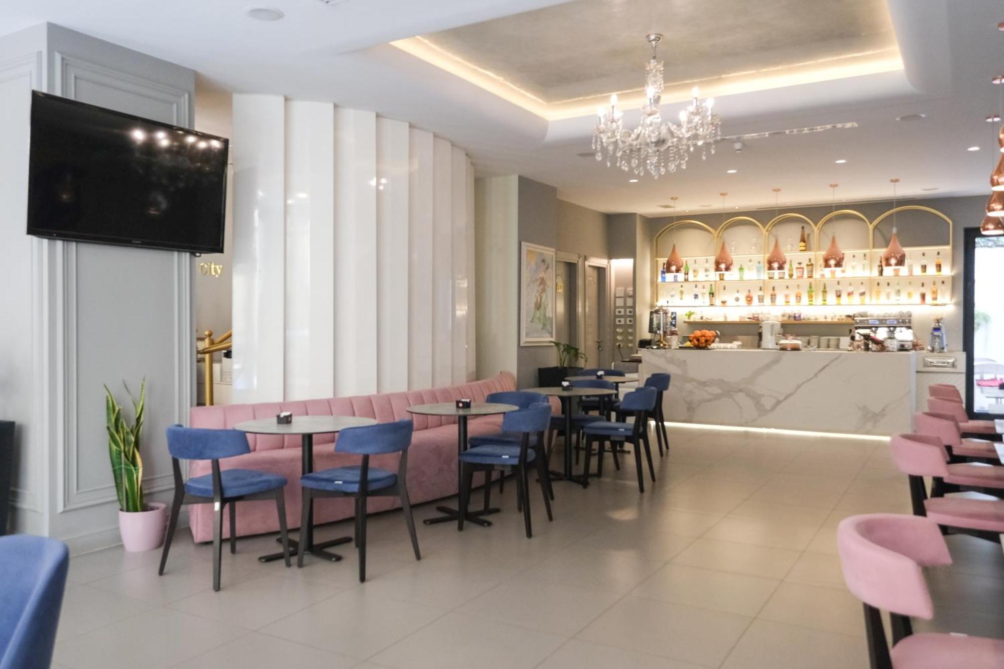 Golden City Hotel , تيرانا المظهر الخارجي الصورة