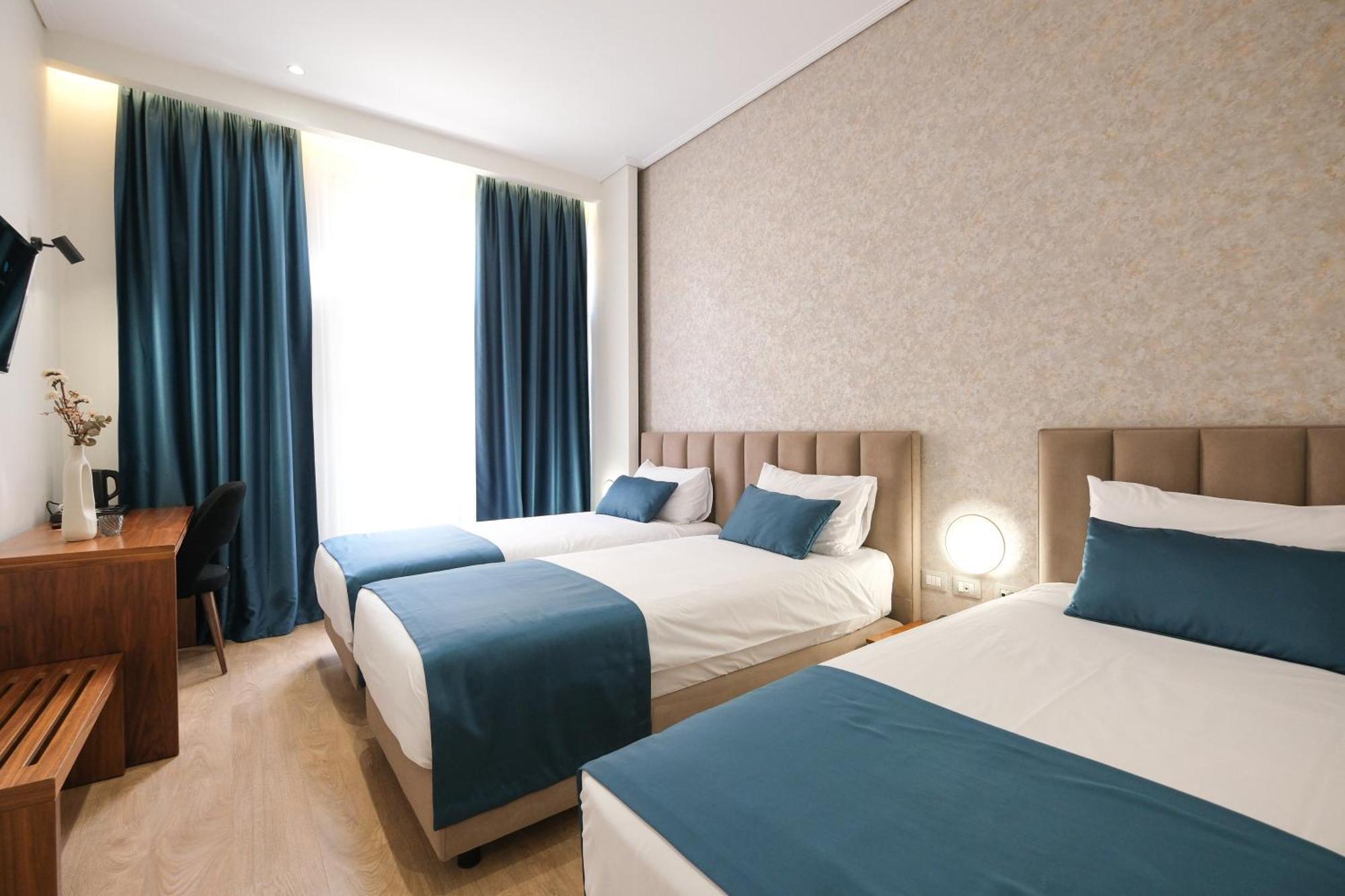 Golden City Hotel , تيرانا المظهر الخارجي الصورة