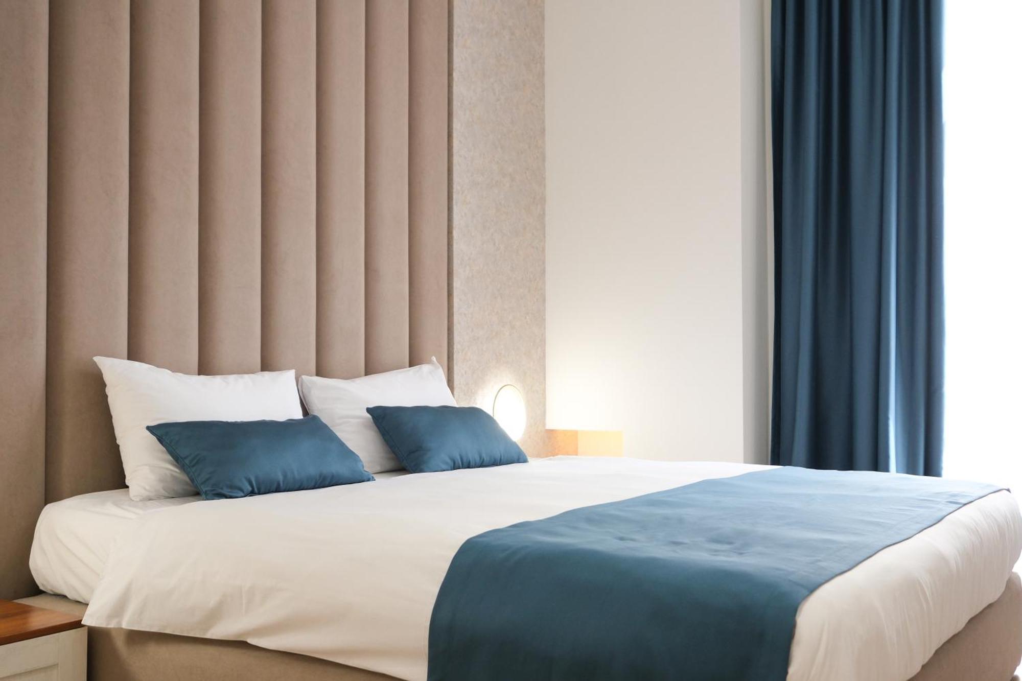 Golden City Hotel , تيرانا المظهر الخارجي الصورة